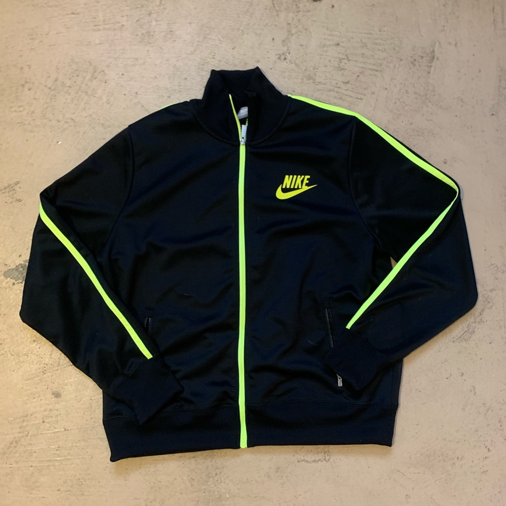 Vintage 2000s Nike jacket Black & Volt sz XL